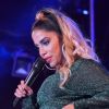 Anitta usou look sensual durante show na Paraíba