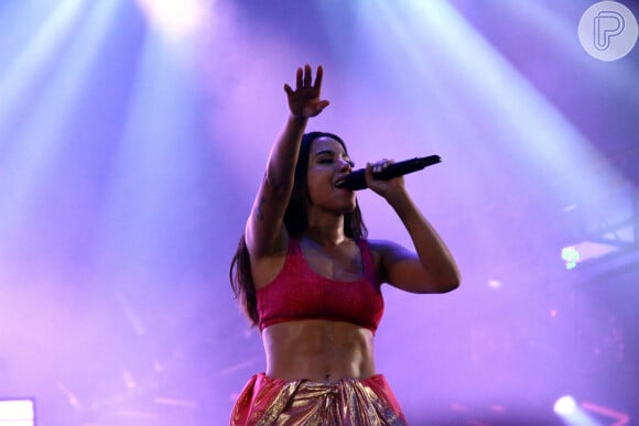 Anitta tem 25 milhões de seguidores no Instagram, cerca de 6 milhões no Twitter e aproximadamente 7 milhões de inscritos no Youtube