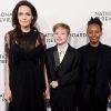 Angelina Jolie levou as filhas Shiloh, de 11 anos, e Zahara, de 13, para o National Board Of Review Awards na terça-feira, 9 de janeiro de 2017