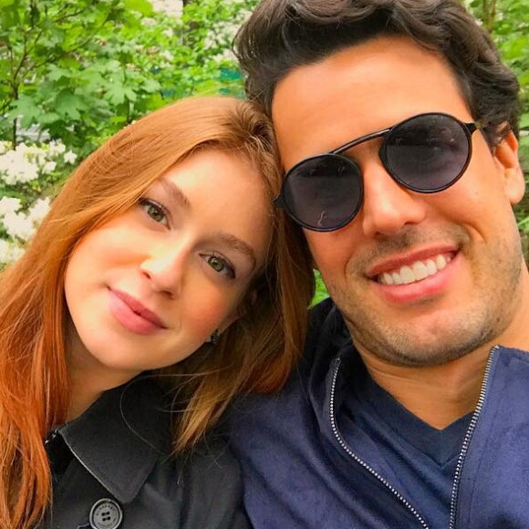 Xande Negrão, marido de Marina Ruy Barbosa, evita ver as cenas quentes da mulher