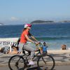 Luana Piovani pedala na orla do Leblon, Zona Sul do Rio de Janeiro, nesta sexta-feira, 30 de maio de 2014