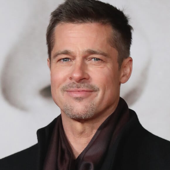 'Ele vai a terapia toda semana e está muito interessado em aprender e se tornar um pai e um homem melhor', disse uma fonte do jornal 'Metro' sobre Brad Pitt