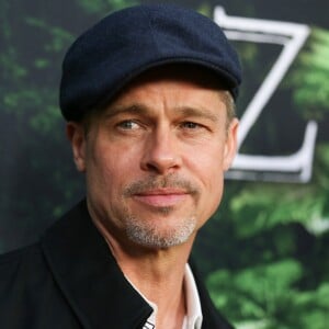 'Quando está com as crianças ele prefere ficar com elas em casa, mas ele tem planos de ficar ainda mais tempo com elas', contou a fonte sobre Brad Pitt