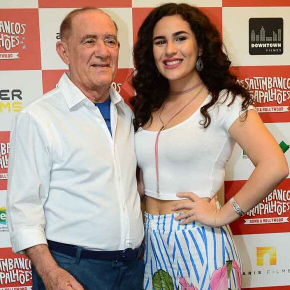 Lívian Aragão usou o seu Instagram para parabenizar o pai, Renato Aragão, por seus 83 anos de vida