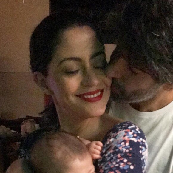 'A bênção não podia ter sido mais especial!', declarou Carol Castro sobre batizado de Nina