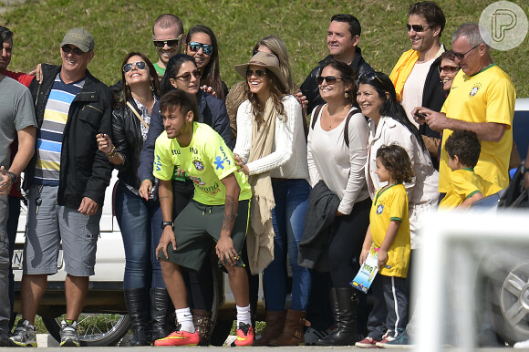 Neymar e Bruna Marquezine se reencontram