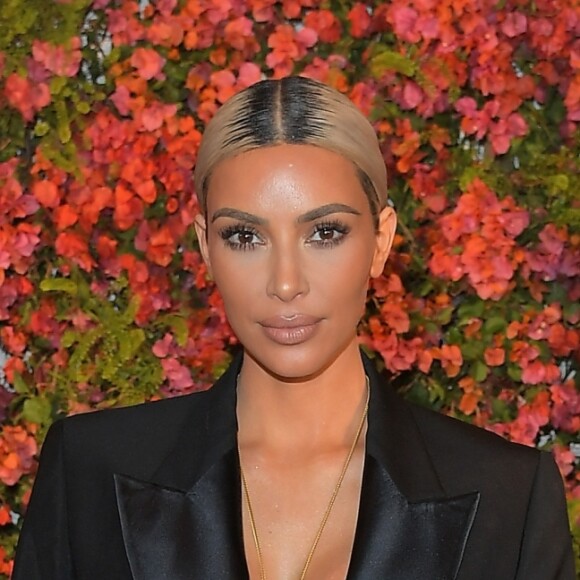 Kim Kardashian é mãe de novo! Barriga de aluguel dá à luz 3ª filha dela nesta terça-feira, dia 16 de janeiro de 2018