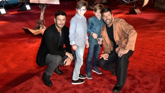Ricky Martin explica aos filhos por que eles têm dois pais: 'Família moderna'