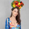 A fantasia Floresta, vendida por R$ 279 na Dress to, vem com maiô estampado com franja brilhosa nos ombros e arco com folhas, flores e borboletas