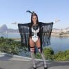 Musa do Bloco da Preta, Leticia Lima apostou em um body com franjas para a atração, em 2017