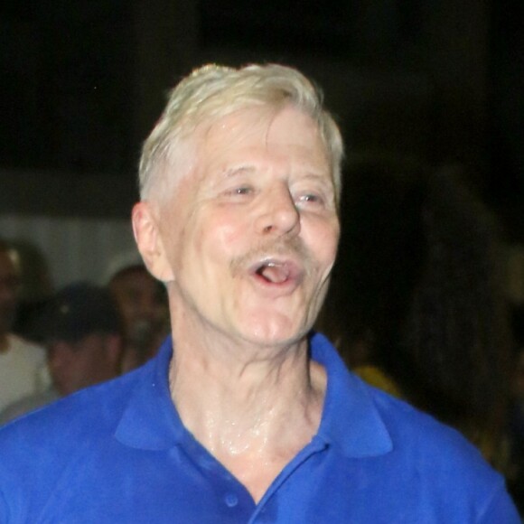 Miguel Falabellasuou a camisa em ensaio da Unidos da Tijuca