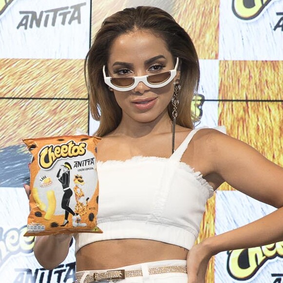 Anitta esteve na sede do Facebook para o lançamento da nova embalagem da Cheetos, na manhã desta sexta-feira, 17 de outubro de 2017