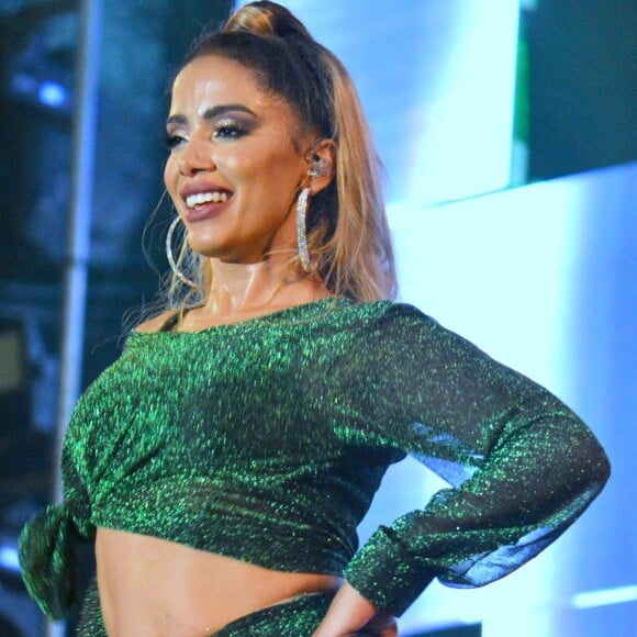 Anitta, porém, disse que não vai mudar o foco da carreira por causa do projeto infantil