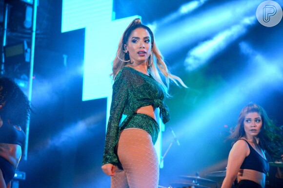 Anitta foi sondada no passado por Camila Cabello para uma parceria