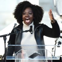 Viola Davis faz discurso por mulheres em marcha nos EUA: 'Quebrar o silêncio'