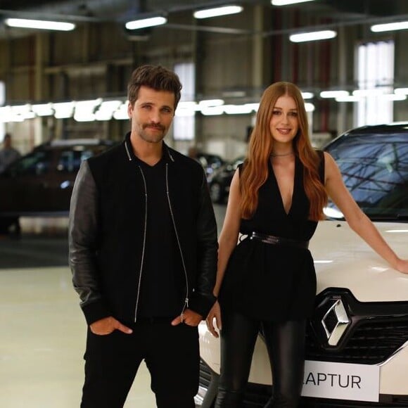 Marina Ruy Barbosa gravou uma nova propaganda com Bruno Gagliasso na fábrica da Renault