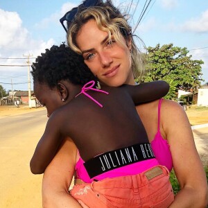 'Aí, amor, tá acostumando mal tua filha, hein!', exclamou Giovanna Ewbank