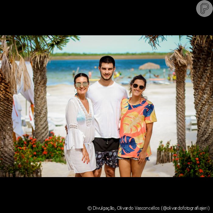 F Tima Bernardes Antes De Ir Para Recife Com T Lio Curtiu O Cear Com Beatriz E Vinicius