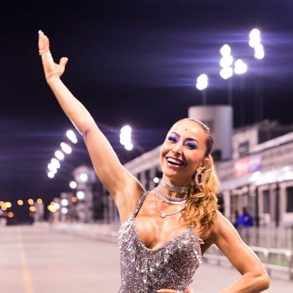 Sabrina Sato quer oficializar a união com Duda Nagle até o fim do ano