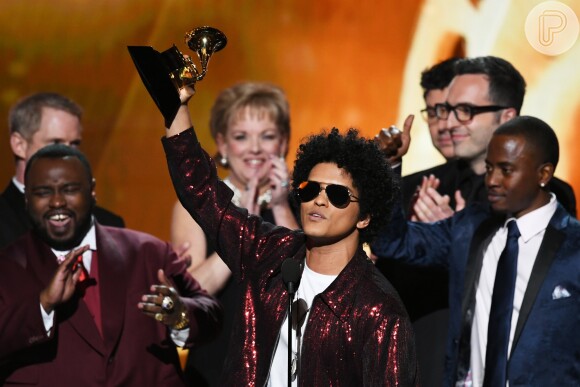 Bruno Mars foi o grande vencedor da 60ª edição do Grammy Awards. O cantor levou para casa os troféus de Disco do Ano, Música do Ano, Gravação do Ano, Performance R&B, Música R&B e Álbum R&B com o álbum '24K Magic'
