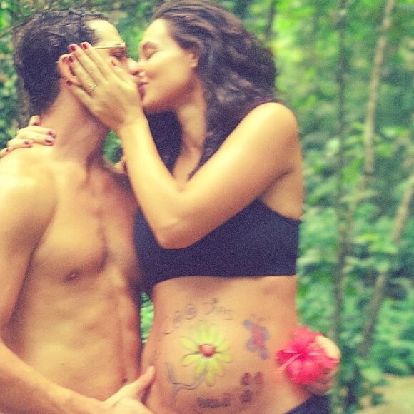 Débora Nascimento e José Loreto já organizaram o chá de bebê de Bella