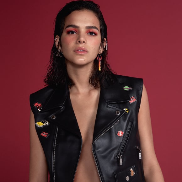 'Dessa forma, consegui me aproximar de quem realmente sou e me tornei mais leve. Liberdade é não se limitar nunca. Não se colocar em caixas', afirmou Bruna Marquezine