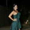 Mônica Carvalho usa vestido verde em casamento de Renata Dominguez