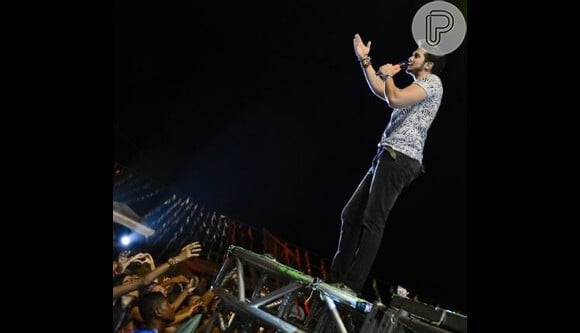Cantor Luan Santana faz show em Salvador, Bahia: 'Vocês foram demais da conta', escreveu o cantor em sua rede social