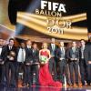 Shakira vai à premiação de futebol Fifa Ballon D'Or, em 2011