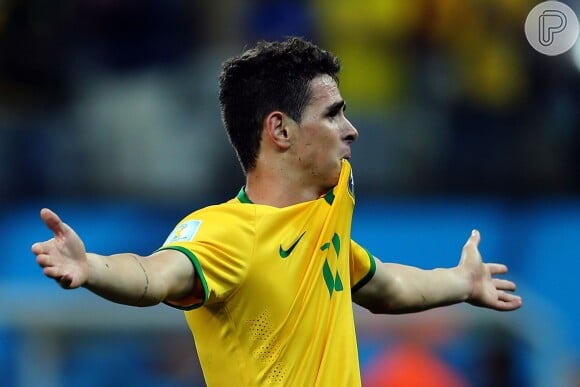 O meia-campo Oscar foi destaque na partida de estreia do Brasil na Copa do Mundo 2014