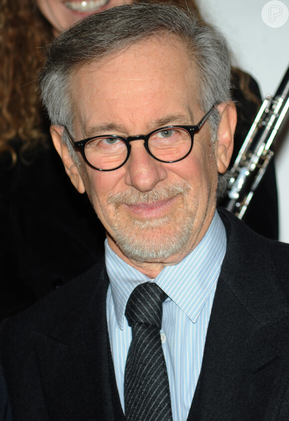Steven Spielberg também está hospedado no luxuoso iate Topaz
