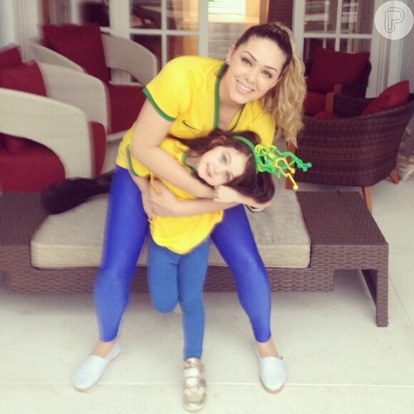 Tânia Mara posa com a filha, Maysa: 'Rumo ao hexa'