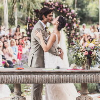 Isis Valverde exibe novas fotos de casamento: 'Que nosso amor possa inspirar'