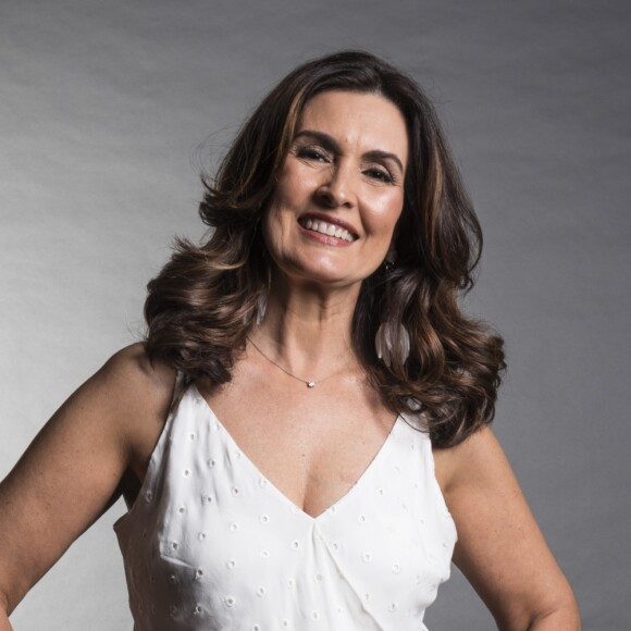 Namorada de Túlio Gadêlha, Fátima Bernardes é apresentadora do 'Encontro'