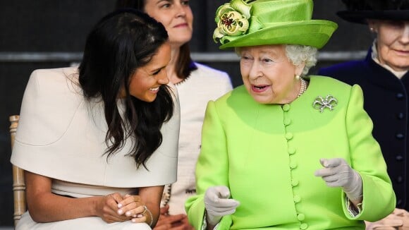 Meghan Markle mostra intimidade com rainha Elizabeth em 1ª viagem oficial. Veja!