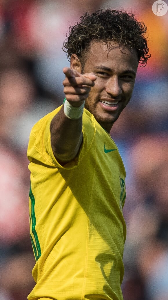 Neymar se mostrou otimista antes da estreia do Brasil na Copa do Mundo 2018: 'O sonho é nosso e eu não tenho medo nenhum de sonhar grande. Vamos Brasil! Rumo ao Hexa!'