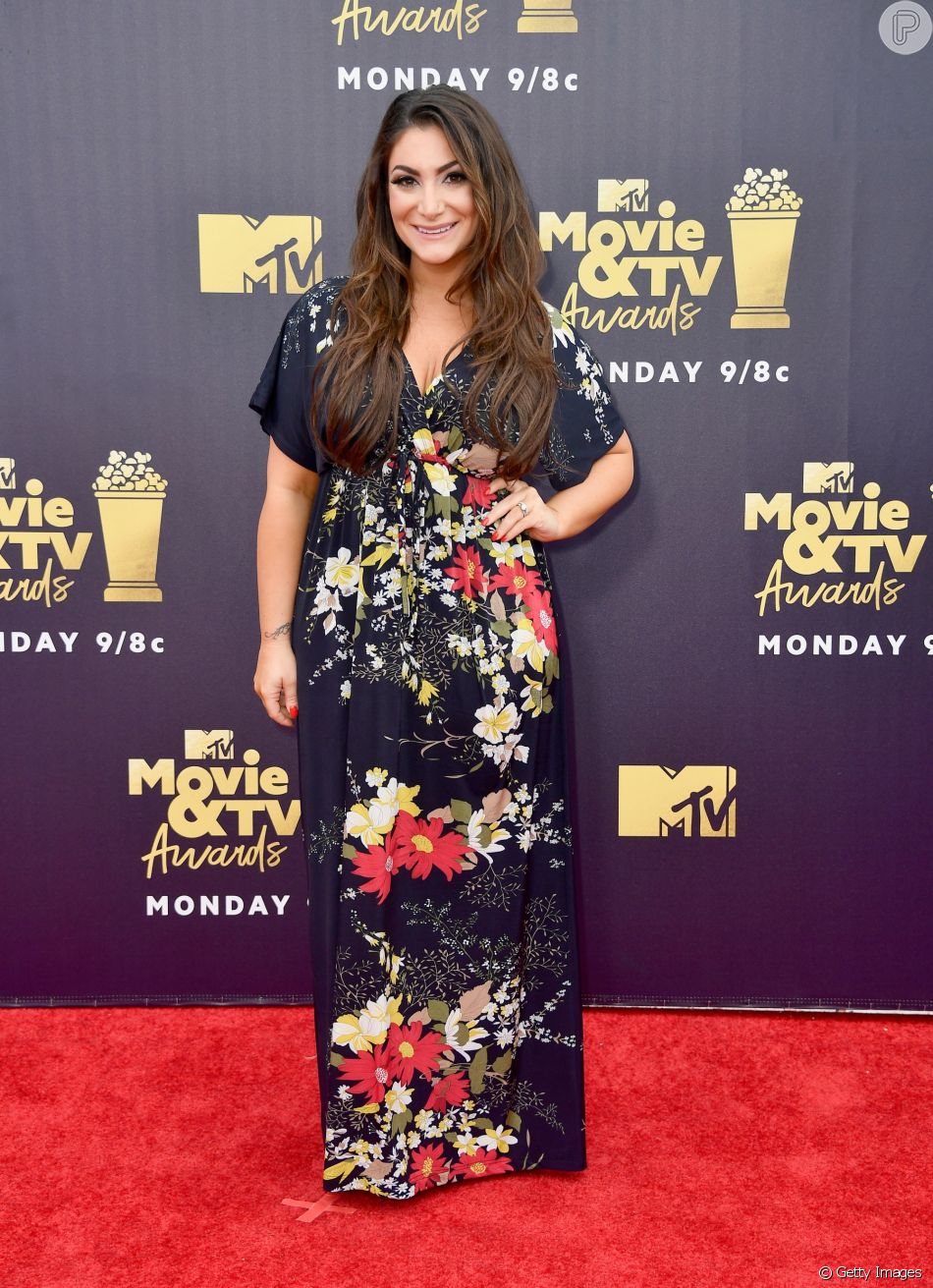 Deena Cortese no 2018 MTV Movie and TV Awards, realizado no Barker