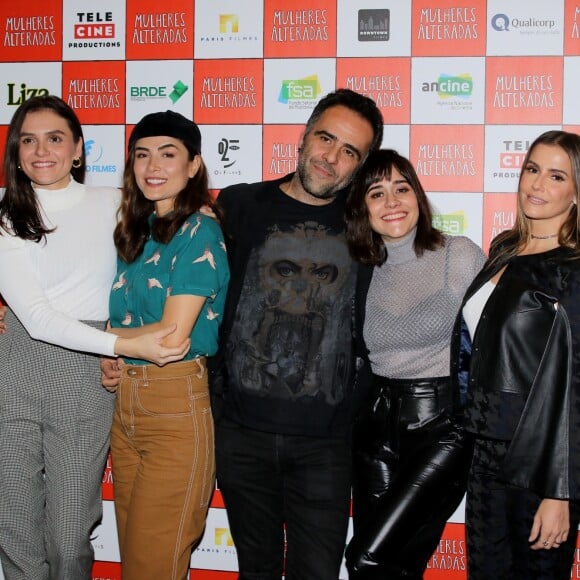 Monica Iozzi, Maria Casadevall, Alessandra Negrini e Deborah Secco posam juntas em coletiva do filme 'Mulheres Alteradas'