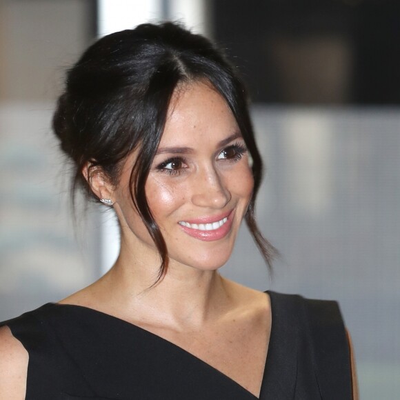 'O príncipe Charles admira Meghan por sua força e o suporte que ela dá a Harry', disse um informante ao 'Daily Mail'