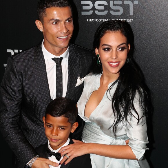 Georgina Rodríguez levantou suspeitas de noivado com Cristiano Ronaldo por causa do anel
