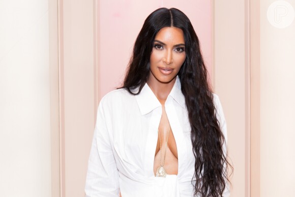 Kim Kardashian minimiza polêmica sobre tranças: 'De maneira alguma estou tentando desrespeitar a cultura de qualquer pessoa usando tranças'
