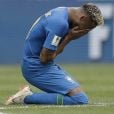 Depois de fazer seu primeiro gol na Copa do Mundo Rússia 2018, Neymar chorou no gramado do estádio de São Petersburgo