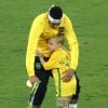 Davi Lucca comemorou a vitória da Seleção Brasileira nas Olímpiadas ao lado do pai, Neymar