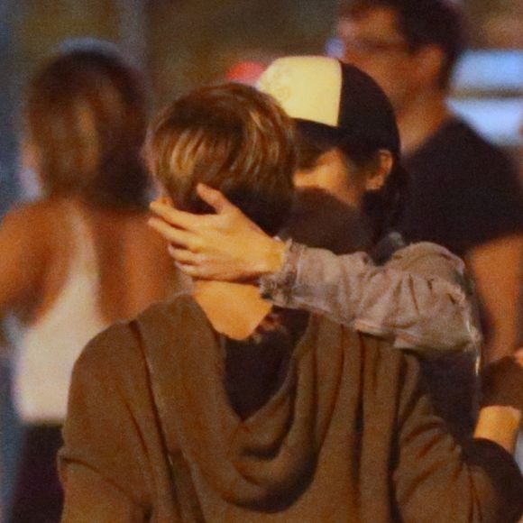 Nanda Costa e a namorada, Lan Lanh, vão lançar a música contra homofobia que compuseram juntas