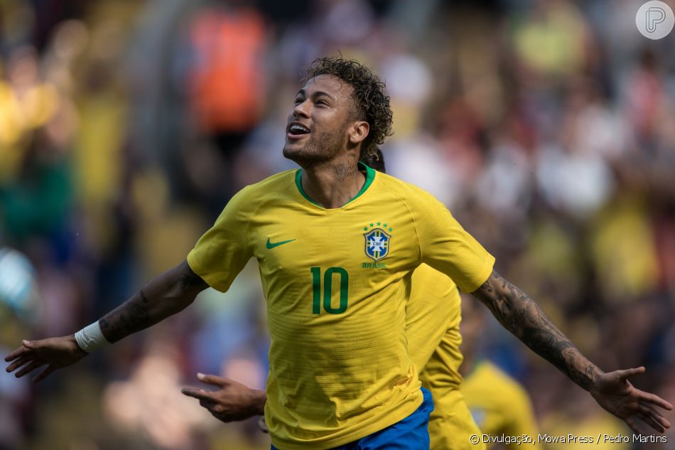 Pai De Davi Lucca Neymar Vai Vestir A Camisa 10 Da Selecao Brasileira No Jogo Brasil E Servia Purepeople