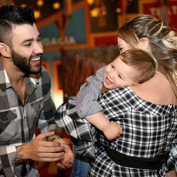 Andressa Suita e Gusttavo Lima fizeram uma festa para Gabriel inspirada em um arraial