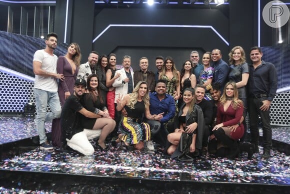 O elenco do 'Power Couple Brasil' reunido na final do reality show, nesta quinta-feira, 28 de junho de 2018