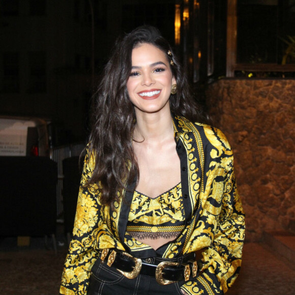Bruna Marquezine marcou presença na festa de aniversário de 23 anos de Marina Ruy Barbosa