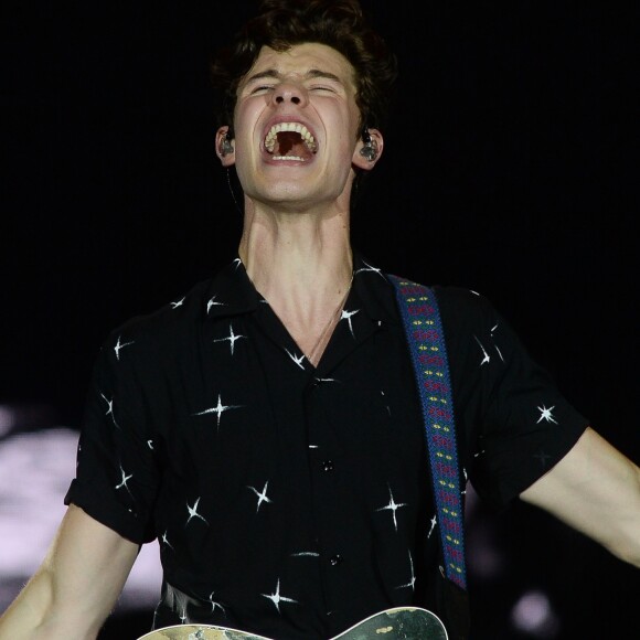 Shawn Mendes fez show no Villa Mix Goiânia neste domingo, 1º de julho de 2018