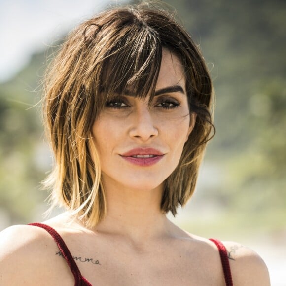'Não sei que chatice é essa de ficarem enchendo o saco de quem faz plástica ou falando mal, se a pessoa quer e pode se aprimorar. Gente sem mais o que fazer!', continuou Cleo
